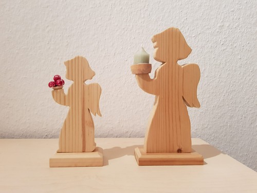 Dekorative engel aus holz - aus,